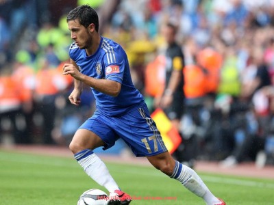 黑白体育直播-英超球员如何庆祝新年？揭秘跨年祝福与节日训练安排